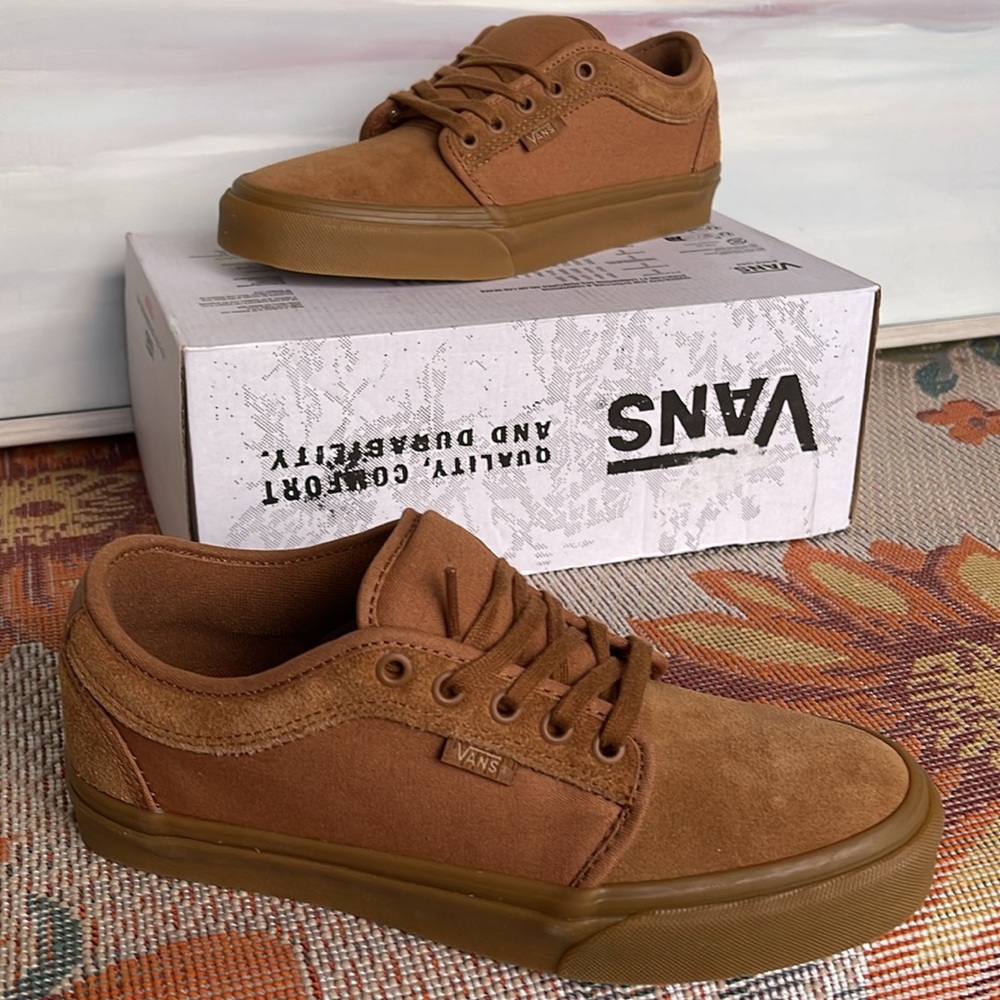 Vans Men’s Skate Chukka Low
Light Brown/Gum
VN0A4BX4BGZ
Sneakers - Picture 15 of 16